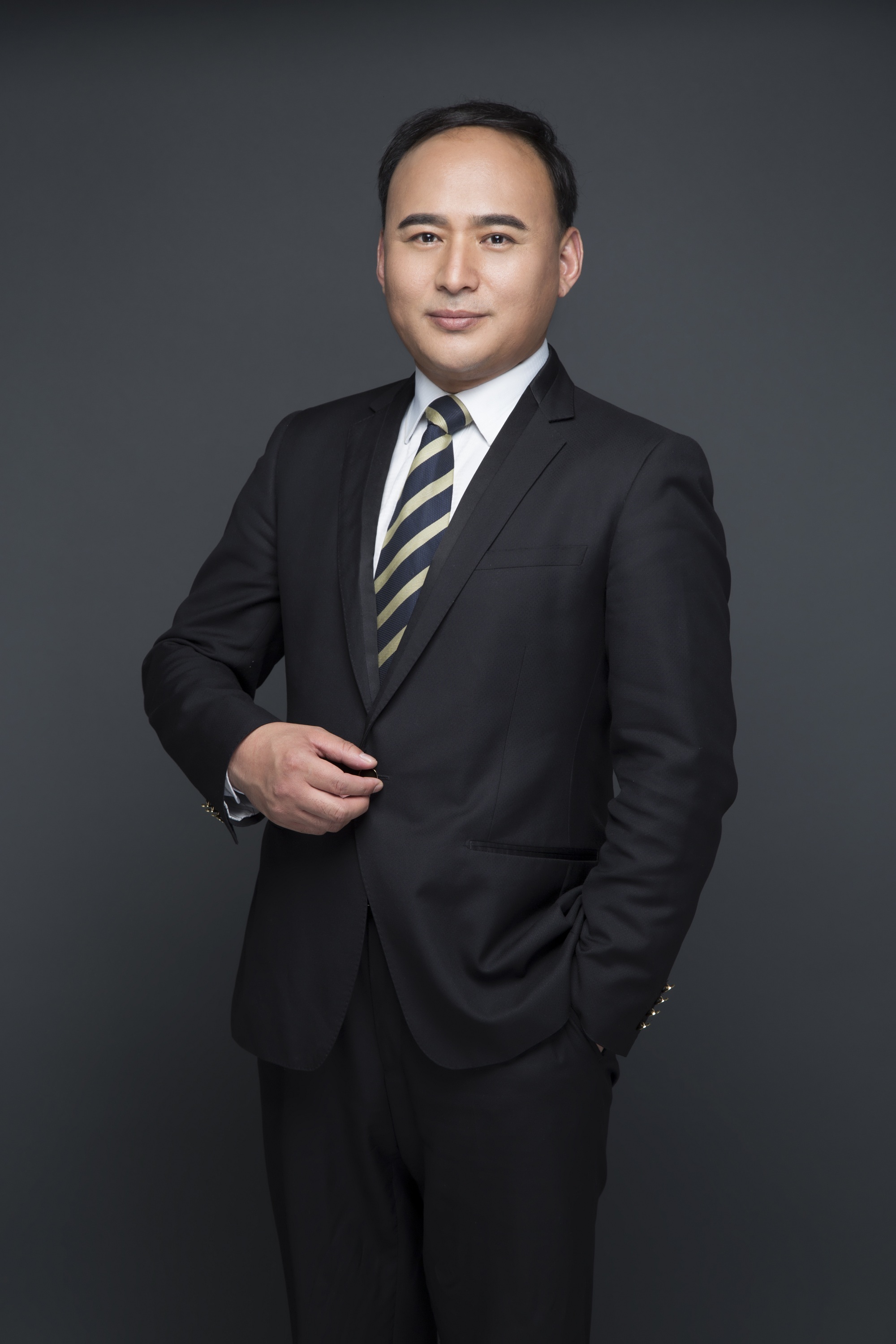 郭身萍 视觉与舞美负责人